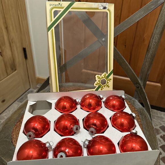 11 Vintage Pyramid Christmas Tree Red Glass Ball Ornaments - Picture 9 of 10